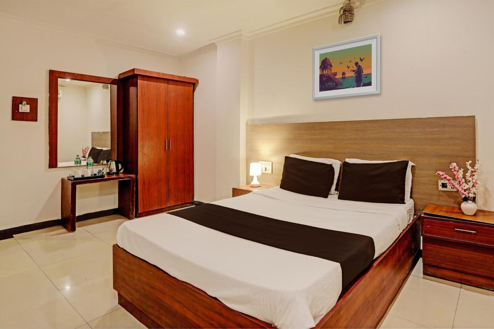 Hotel O 14726 Hotel Vaishnavi Park 세쿤데라바드 외부 사진